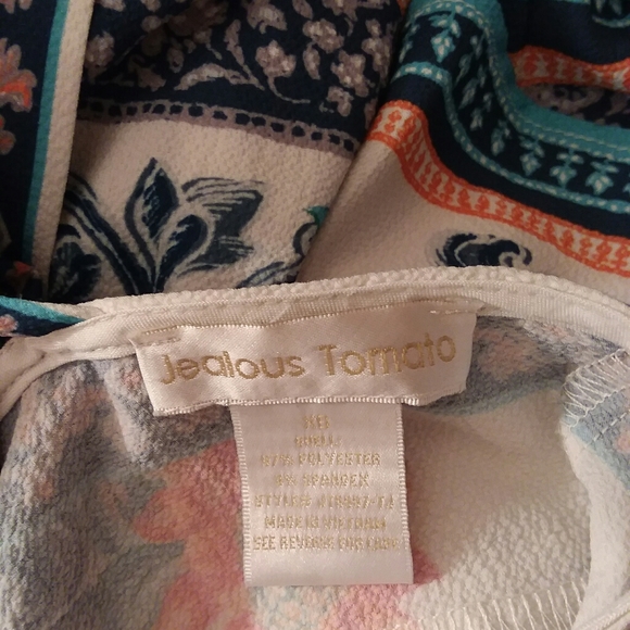 Jealous Tomato Tie Back Top - Picture 3 of 3